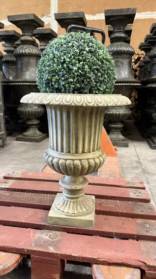 Vase médicis en fonte Ivoire